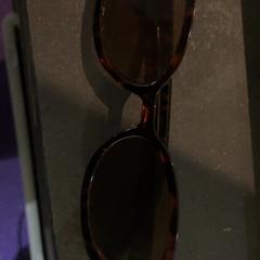 Solbriller, som rapportert av Pathé Rembrandt Utrecht ved bruk av iLost