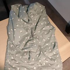 Kleding - jasje groen, rapporterat av Centraal magazijn med iLost
