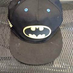 Mössa Zwart met gele BATMAN opdruk, rapporterat av Qbuzz GD Assen med iLost
