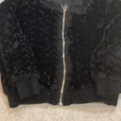 Gyermek pulóver enfant, amint azt IKEA Arlon az iLost segítségével jelentette.