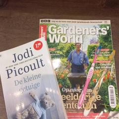 Rezervovat, Časopis & Kartáček na zuby, jak nahlášeno Van der Valk Hotel Gorinchem pomocí iLost