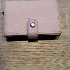 Wallet El Ouardani, as reported by EBS Tramplein using iLost