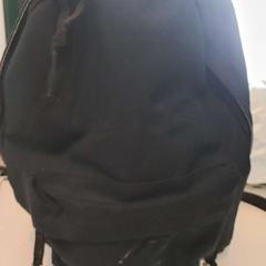 Sac à dos, a été signalé par Arriva Limburg Zuid utilisant iLost