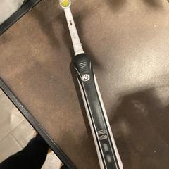 Toothbrush, zoals gemeld door Van der Valk Hotel Heerlen met iLost