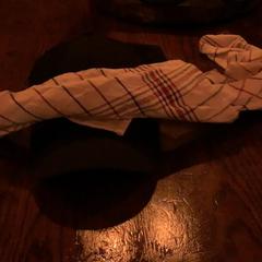 Mütze Zwarte pet rode letters, gemeldet von Café Leentje über iLost