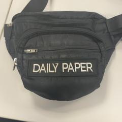 İLost kullanarak Pathé Nijmegen tarafından bildirildiği gibi Çanta zwarte daily Paper tas