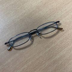 Glasögon bruin, rapporterat av VITAZ campus Sint-Niklaas med iLost