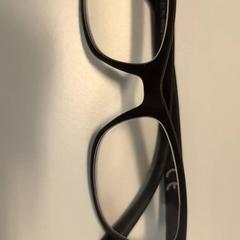 النظارات، كما تم الإبلاغ عنه بواسطة Ziekenhuis Oost-Limburg عبر iLost