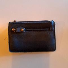 المحافظ Zwart، كما تم الإبلاغ عنه بواسطة Familiepark Drievliet عبر iLost