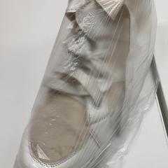 くつ がiLostで IKEA新三郷 によって報告されました