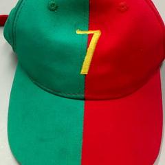 Casquette Groen rood, as reported by Burgers' Zoo using iLost