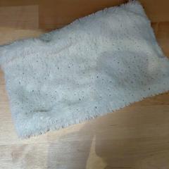 ネックポーチ がiLostで IKEA Tours によって報告されました