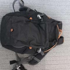 Ryggsäck, rapporterat av Arriva West-Brabant med iLost