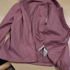Children's jacket Roze, as reported by Connexxion Zeeland using iLost
