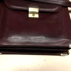 Taška, jak nahlášeno RET pomocí iLost