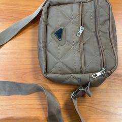 Schoudertasje, zoals gemeld door Arriva Achterhoek-Rivierenland met iLost