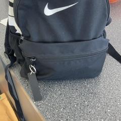 Mochila, segundo informou Connexxion Amstelveen usando iLost