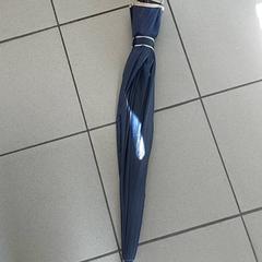 Paraply - Blauw, rapporterat av Centraal magazijn med iLost