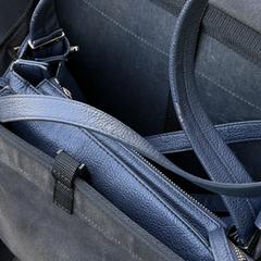 Blauwe handtas, segons s'ha informat a iLost