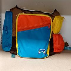 Mochila rugtas, segundo informou Qbuzz GD Groningen Peizerweg usando iLost