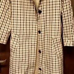 Clothing, como reportado por Mövenpick Hotel Amsterdam City Centre utilizando o iLost