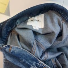 بنطلون جينز Garderobe، كما تم الإبلاغ عنه بواسطة Beeld & Geluid Hilversum عبر iLost