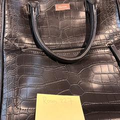 Bag black, ha sido reportado por Conscious Hotel Westerpark con iLost