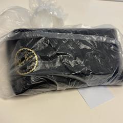 Puzdro na okuliare, ako bolo nahlásené ibis Styles Rotterdam Ahoy pomocou iLost