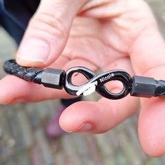 Armband met namengravure, ako bolo nahlásené iLost
