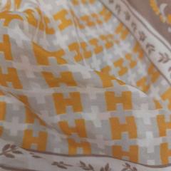 Borsa, come riportato da RÍO Shopping - Valladolid utilizzando iLost