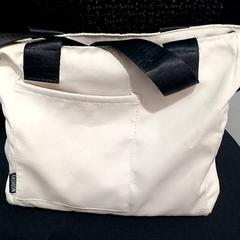 バッグ がiLostで allGo Almere によって報告されました