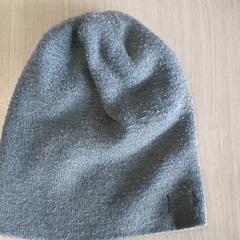 Kleding Muts, jak nahlášeno Regio Limburg - Leuven pomocí iLost