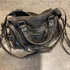 Tas Op naam van coolen, amint azt Gemeente Amsterdam az iLost segítségével jelentette.