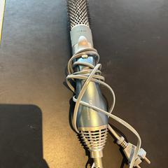 Hair dryer brush found, iLost를 사용하여 Conscious Hotel Westerpark에 보고됨