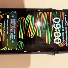 Mobiltelefon noir iPhone, rapporterat av TCL med iLost