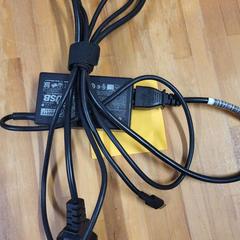 Carregador de portàtils, segons ha informat Bolognalaan 101 mitjançant iLost