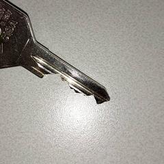 Clau, segons ha informat Regio Antwerpen - Brussel mitjançant iLost