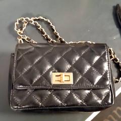 Torba, zgłoszono przez Van der Valk Hotel Sneek przy użyciu iLost