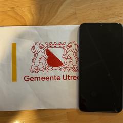 Samsung smartphone Achterkant is bluw, amint azt Gemeente Utrecht az iLost segítségével jelentette.