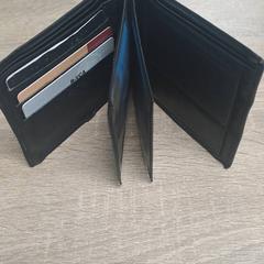 Wallet De Boer, as reported by EBS Spijkenisse using iLost