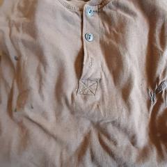 Camisa shirt, ha sido reportado por Zwarte Cross (Gemeentehuis) con iLost