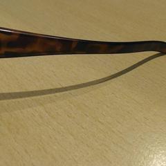 Sunglasses, as reported by Walibi Holland using iLost