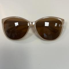 Sunglasses, as reported by Movie Park Germany using iLost