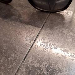 Gafas de sol, segundo informou Rotterdam The Hague Airport usando iLost