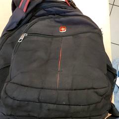 Ryggsekk - zwart, som rapportert av Regio Antwerpen - Brussel ved bruk av iLost