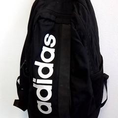 Sac à dos, a été signalé par Hermes Eindhoven utilisant iLost