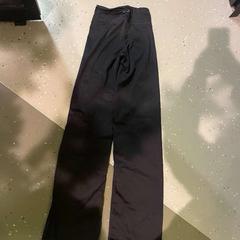 İLost kullanarak Room Mate Bruno tarafından bildirildiği gibi Legging