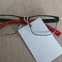Lunettes, a été signalé par Regio Limburg - Leuven utilisant iLost