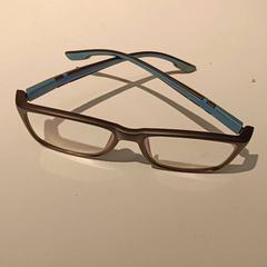 Glasses Zwart blauw, as reported by IKEA Groningen using iLost