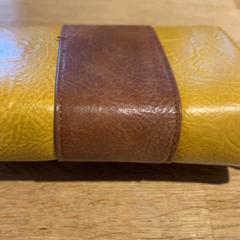 Wallet woman Mosterd/ bruin /, jak nahlášeno Designer Outlet Roermond pomocí iLost